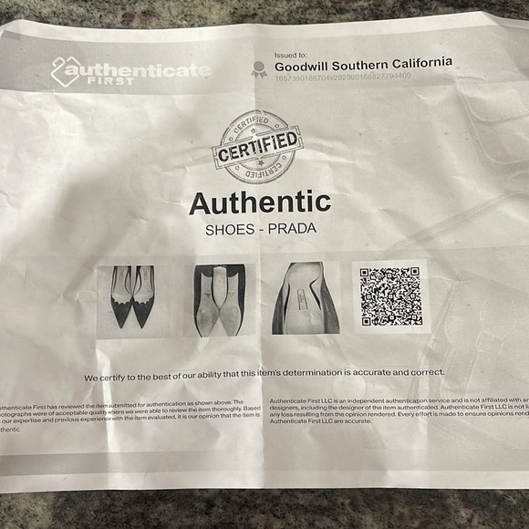 Prada | AUTH Suede Pumps - Picture 3 of 11